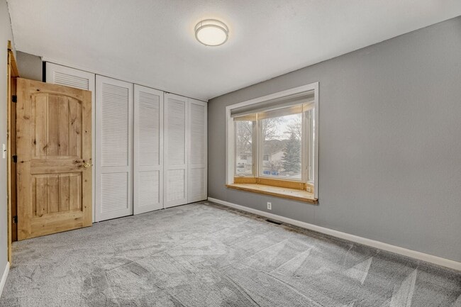 Building Photo - 5943 Culebra Ct