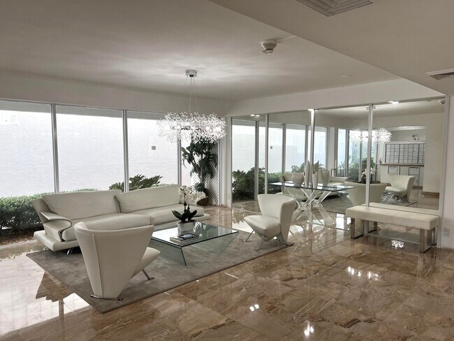 Building Photo - 3580 S Ocean Blvd