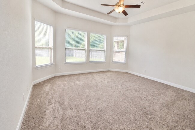 Building Photo - 10919 Texas Rose Dr