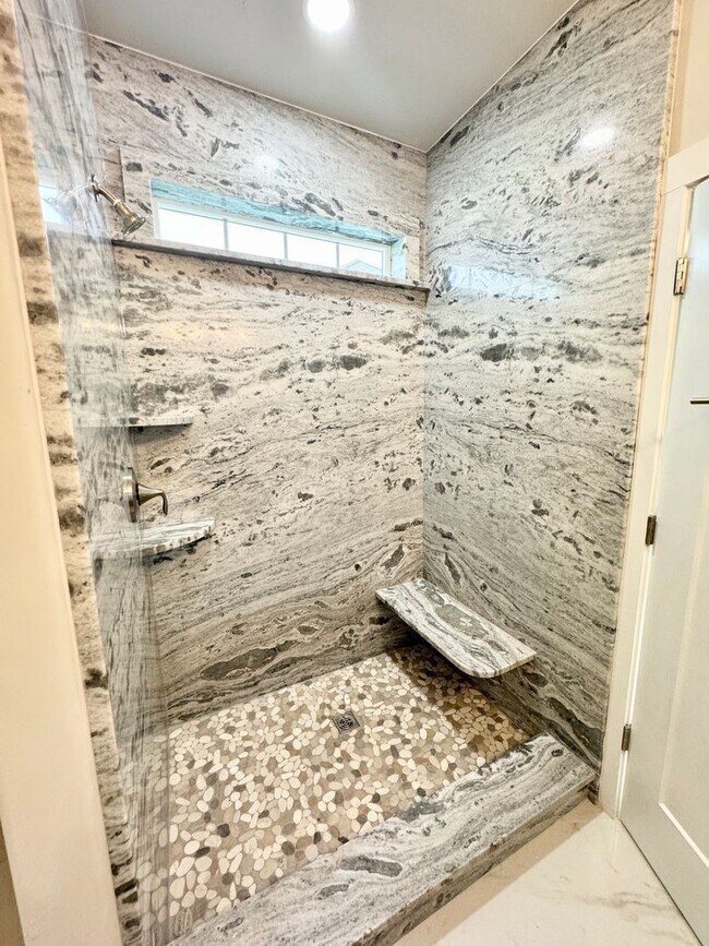 Building Photo - LOOK AT THIS ONE! BEAUTIFUL home with a pond view right outside the back patio!