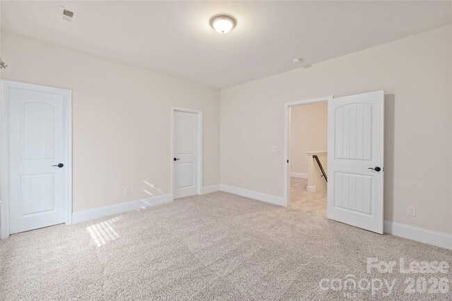 Building Photo - 3306 Carmel Rd