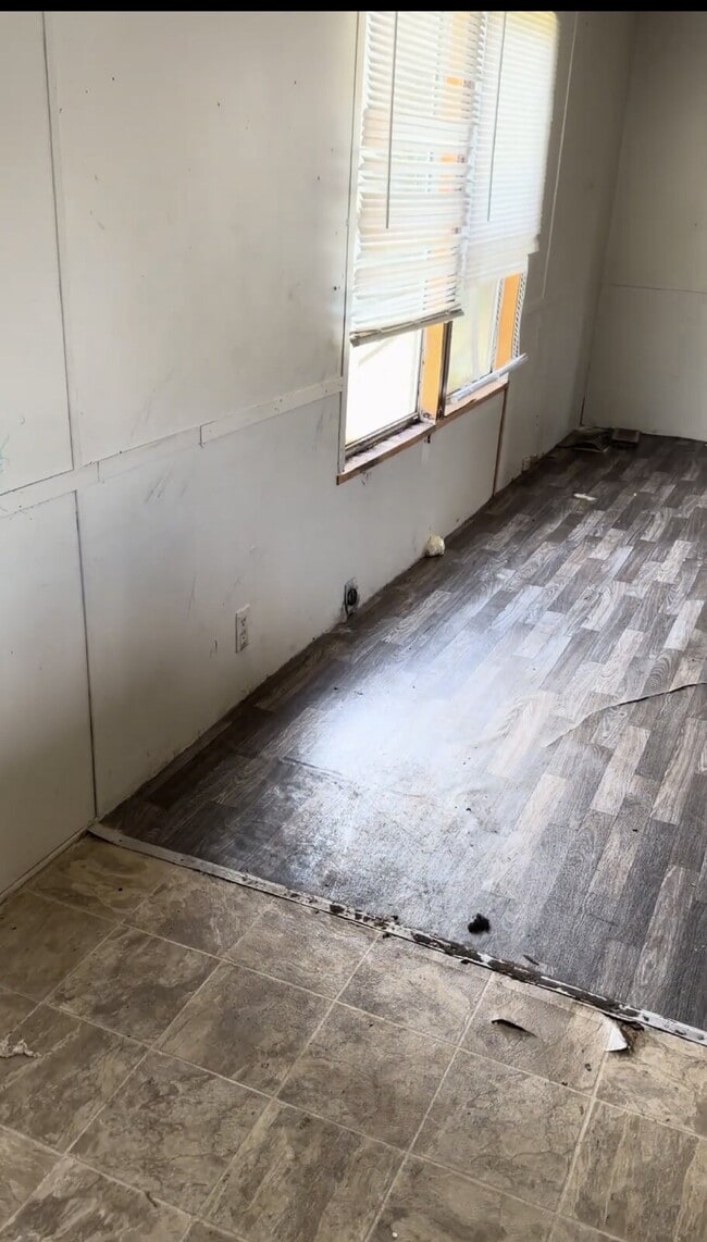 Building Photo - Handyman Special – Land + Home (Rent-to-Own)