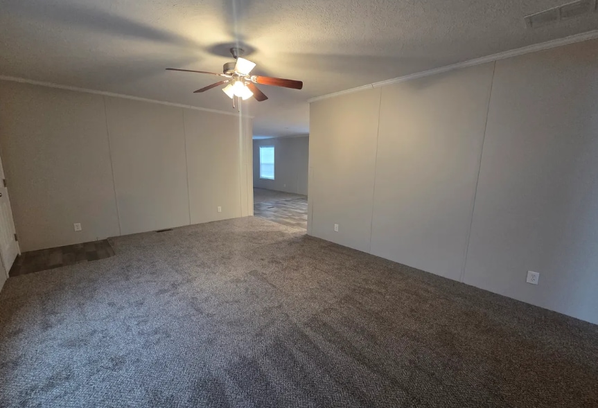 Building Photo - 500 Elmwood Ln