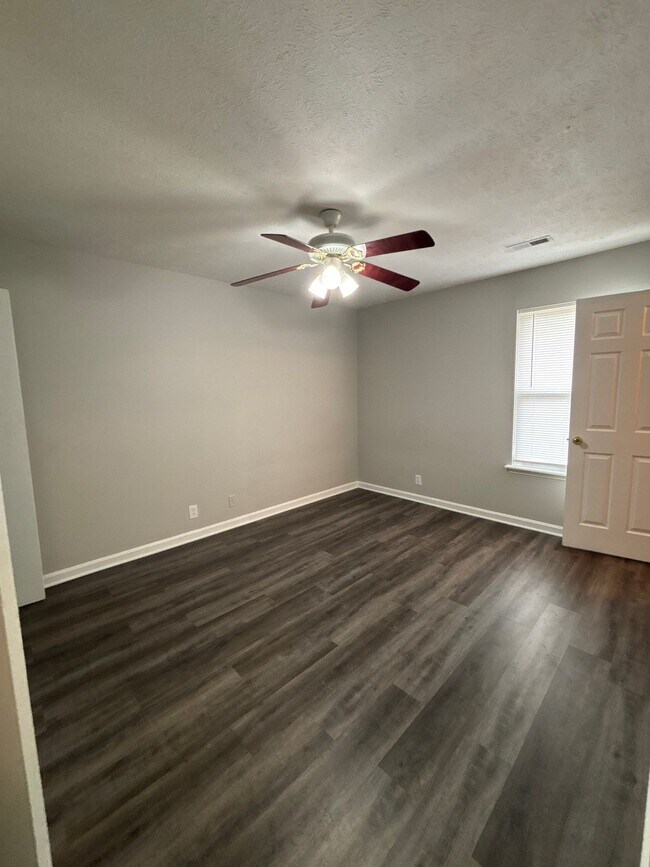Building Photo - 5107 Keegan Way