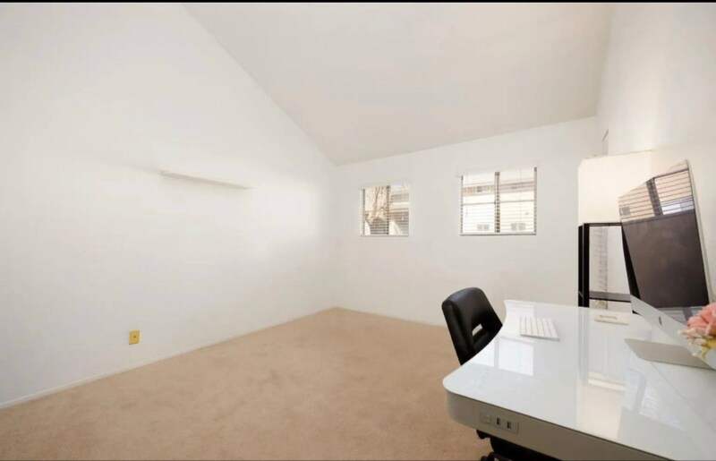 Building Photo - 9205 Camino Del Verde