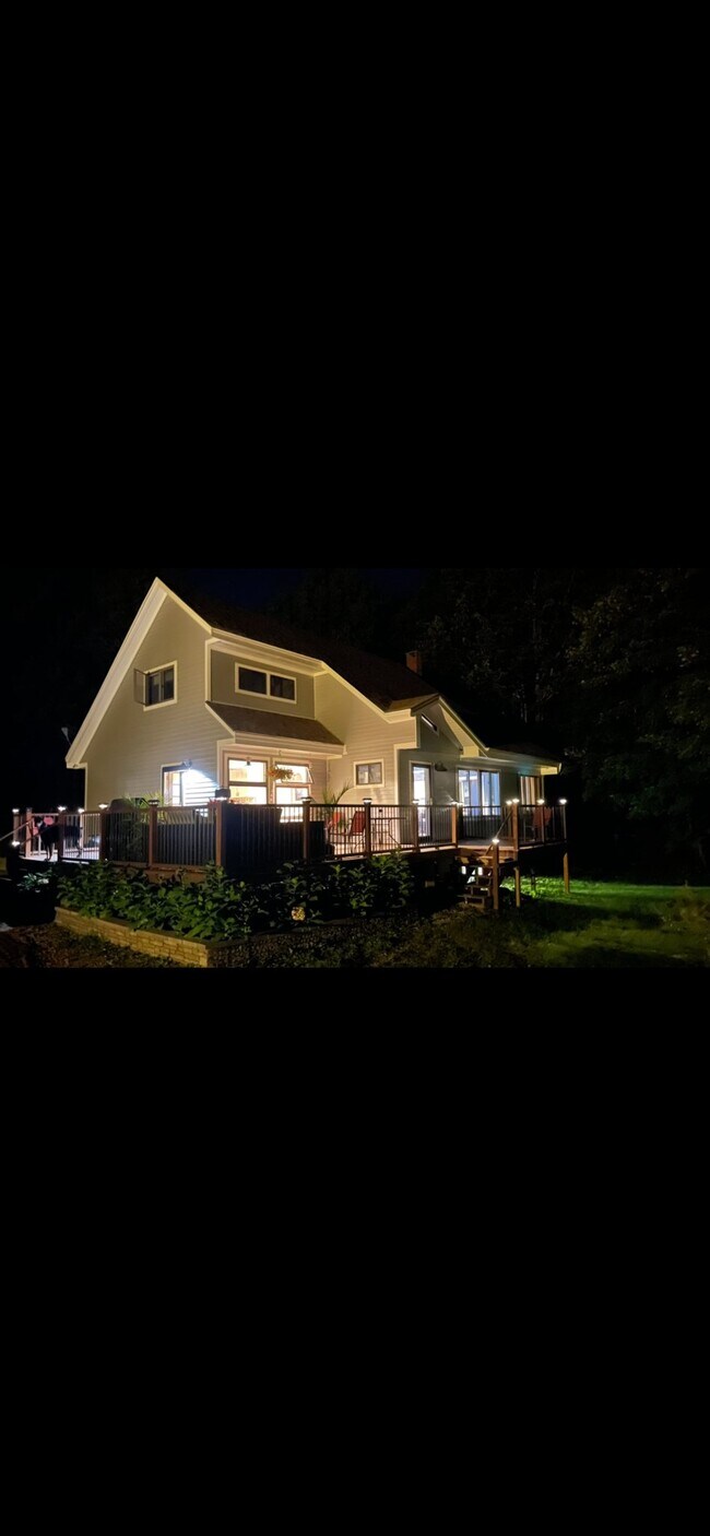 Building Photo - 266 Buttermilk Rd