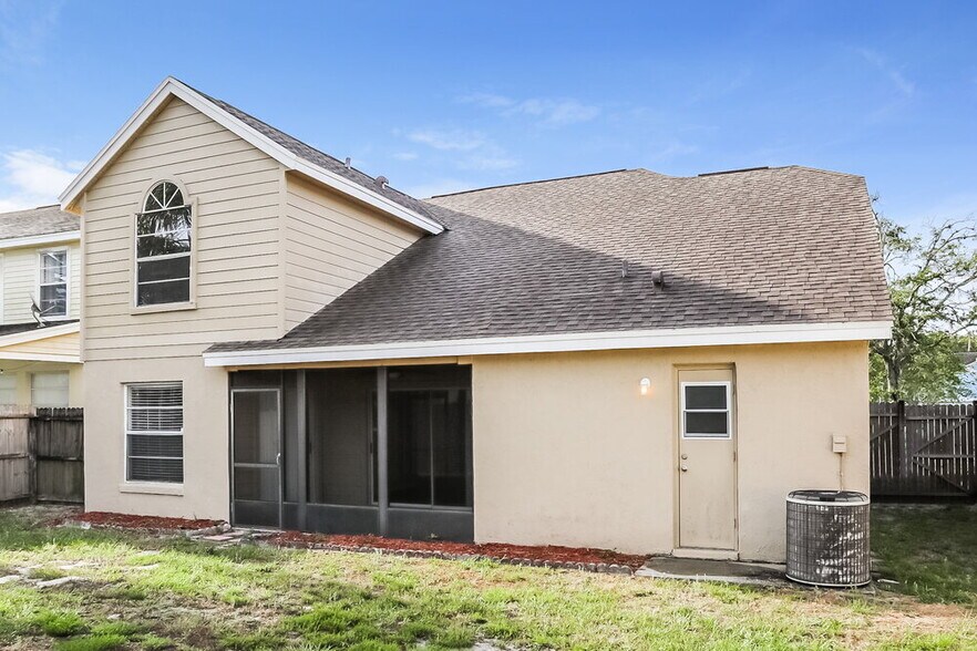 Building Photo - 1046 Kelly Creek Cir