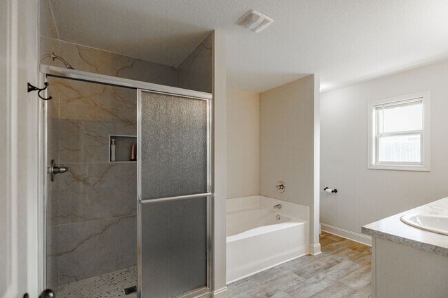 Building Photo - 47 Heartland Cir