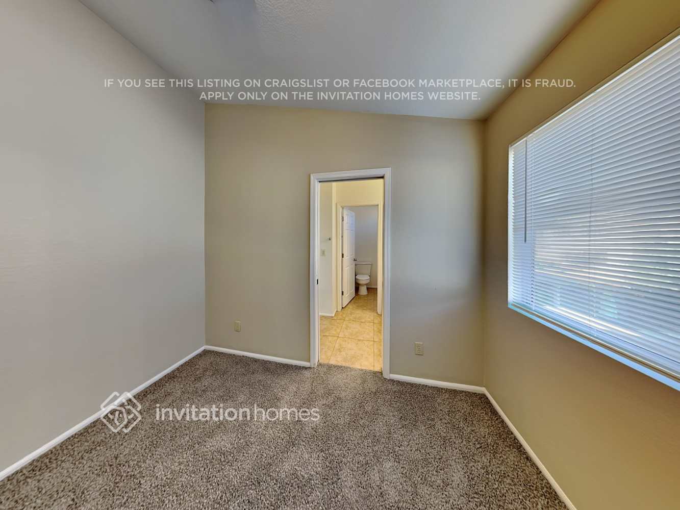 Building Photo - 3215 N 108th Ln