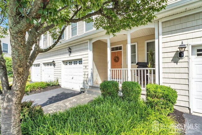 Building Photo - 38 S Shore Dr