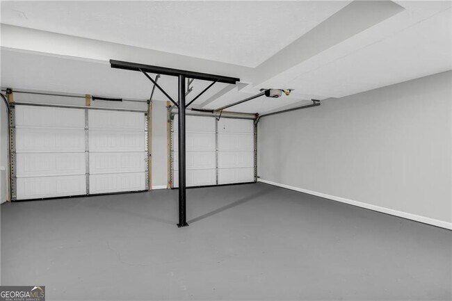 Building Photo - 5303 Kemper Pl