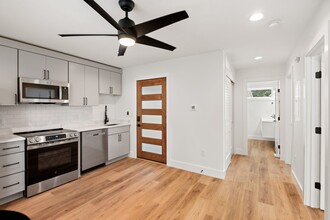 Building Photo - 507 Dupree St