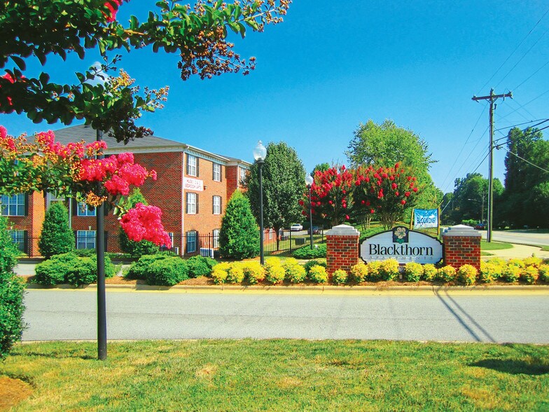 Blackthorn Apartments of Greensboro 4231 Yanceyville Rd Browns Summit NC 27214 Apartment Finder