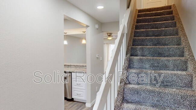 Building Photo - 2331 Lexington Village Ln