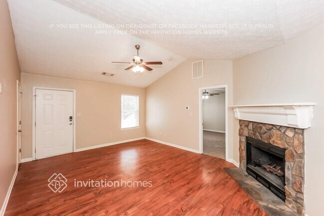 Building Photo - 51 Giles Dr