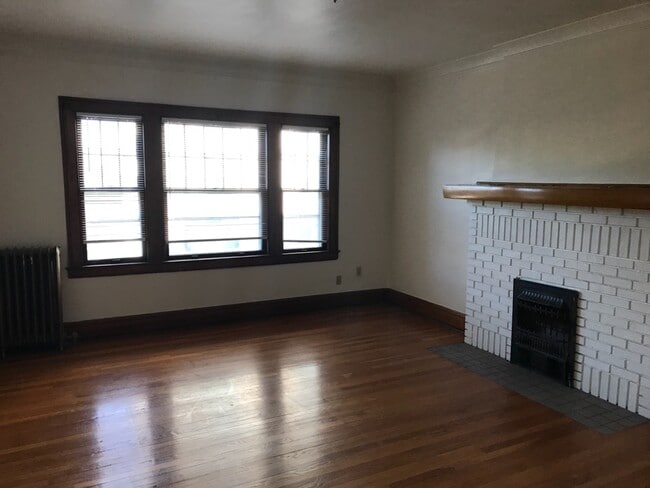 Building Photo - Kenton Apartments