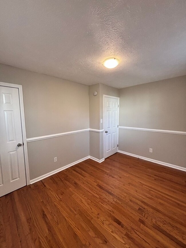 Building Photo - Cozy 3bd/2bth Cottage in Alcoa!