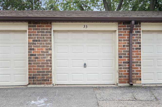 Building Photo - 423 Berkshire Dr