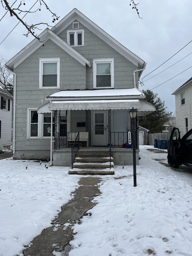 Front of duplex - 1144 W 9th St