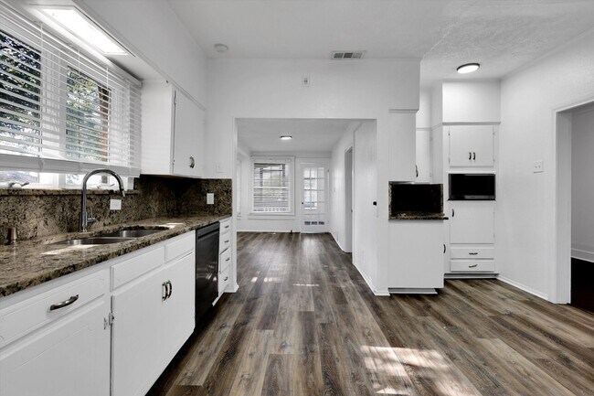 Building Photo - 3244 E Prosper Trail