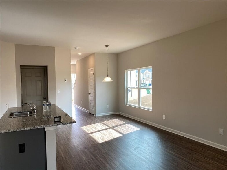 Building Photo - 3577 Brycewood Dr