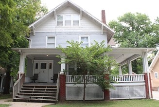 Building Photo - Sixteenth 340 N