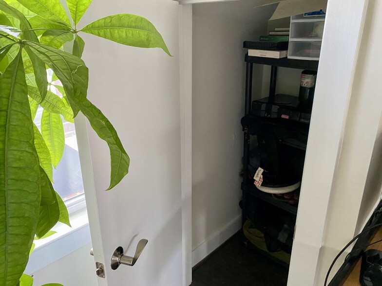 Additional closet. - 2115 Main Line Blvd