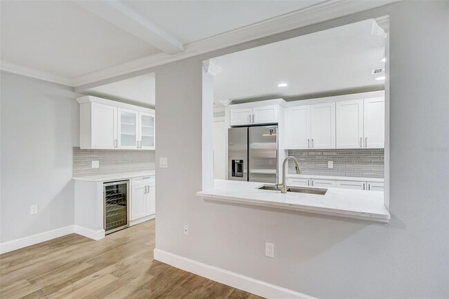 Building Photo - 4141 Bayshore Blvd