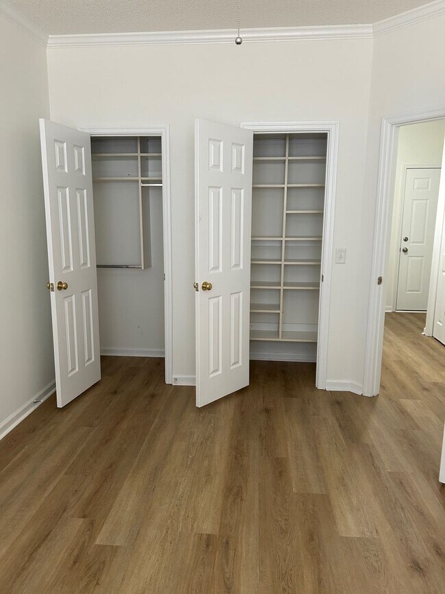 Building Photo - Mohawk Trail Townhomes-Southside Savannah