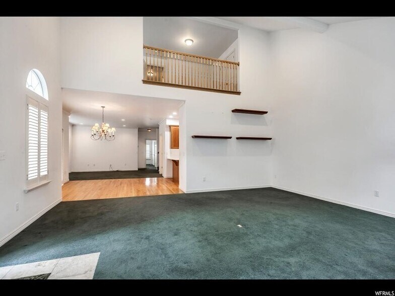 Building Photo - 1309 E 670 N