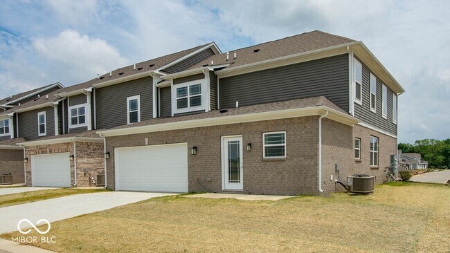 Building Photo - 2840 Maricopa Blvd