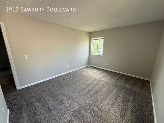 Building Photo - 1917 Sawbury Blvd