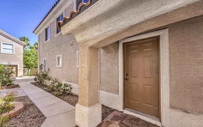 Building Photo - 1425 Bow Creek Ct