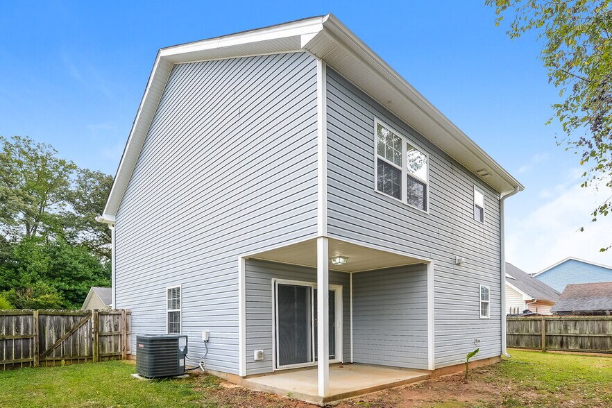 Building Photo - 3384 Tinley Park Dr