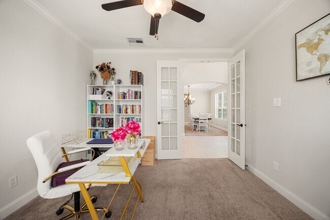 Building Photo - 9338 Taylor Cliff Ln