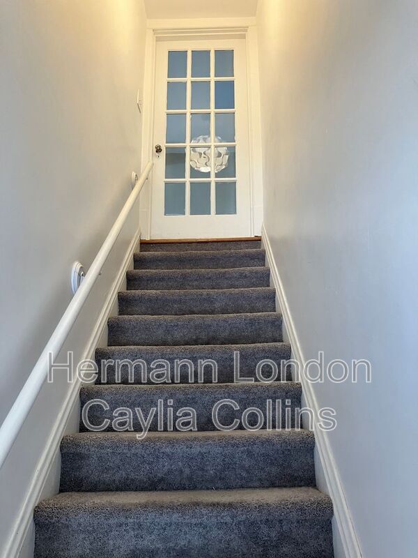 Building Photo - 4910 Bonita Ave