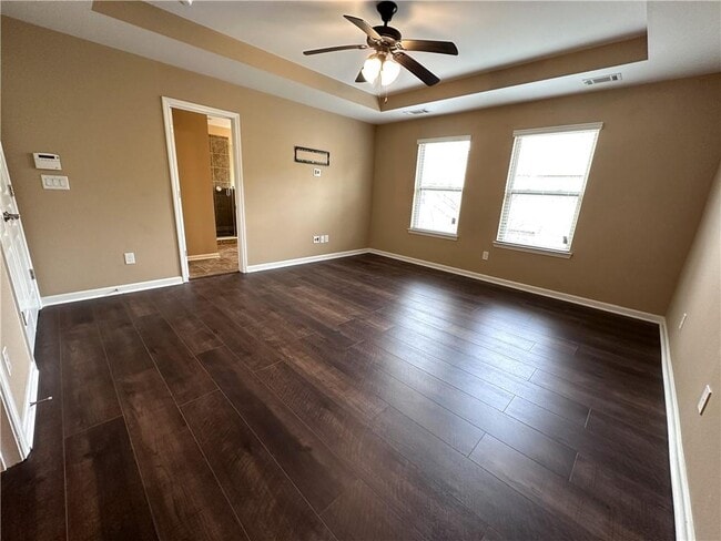 Building Photo - 2186 Hillview Dr NE