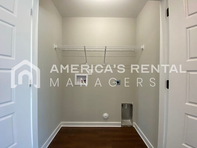 Building Photo - Home for Rent in Talladega, AL...Available to View with 48-hour notice!!!