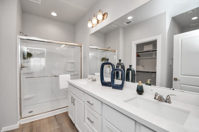 Building Photo - 23823 Cumberland Ridge Dr