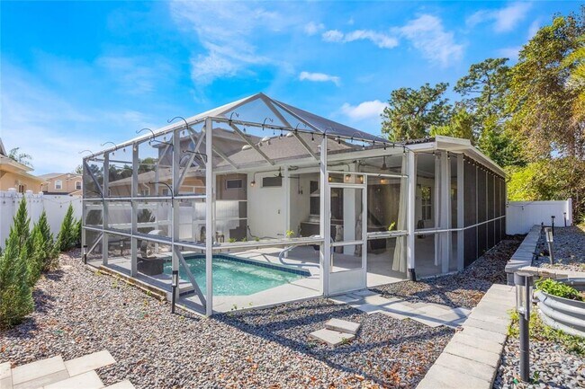 Building Photo - 349 La Creek Ct