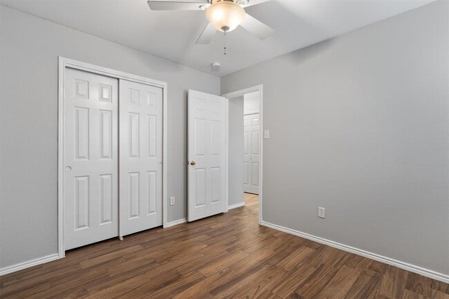 Building Photo - 14508 Spearmint Tea Trail