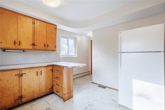 Building Photo - 43 River Meadow Dr