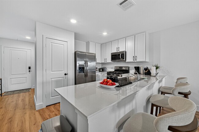 Building Photo - 27615 Seascape Vlg Dr