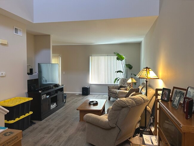 Building Photo - 3530 Blue Ridge Ct