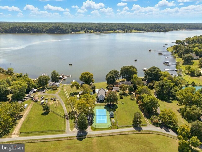 Building Photo - 638 Marlborough Point Rd