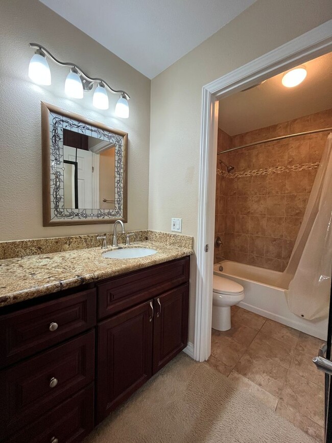 Building Photo - Senior community w/pool, spa, pickle ball ...