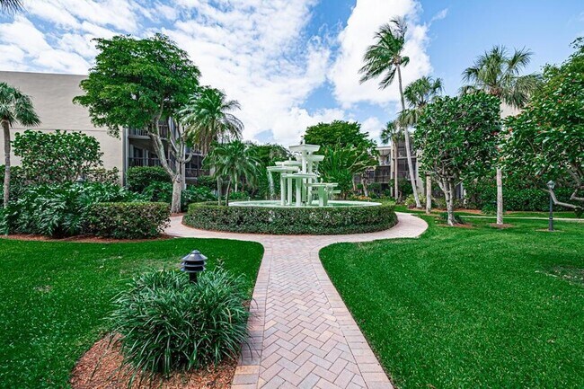 Building Photo - 3605 S Ocean Blvd