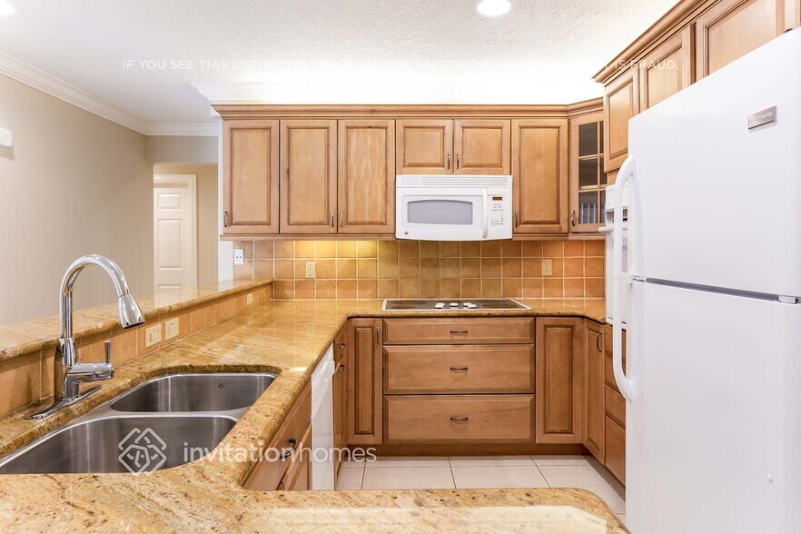 Building Photo - 17602 Bridle Ln