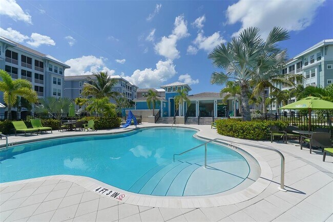 Building Photo - 280 St Lucia Dr