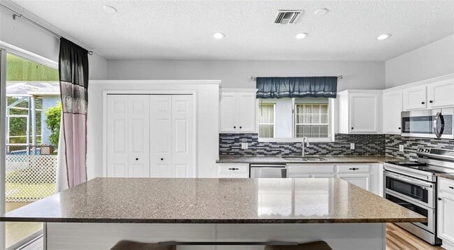 Building Photo - 10443 Peppergrass Ct